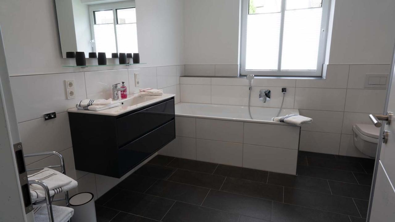 Neu Mont Royal Suiten 2 Bis 4 Personen Traben-Trarbach Bagian luar foto