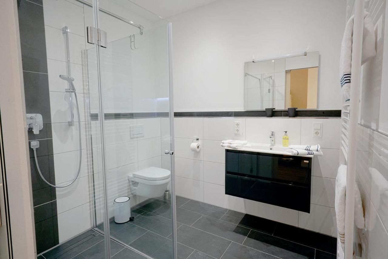 Neu Mont Royal Suiten 2 Bis 4 Personen Traben-Trarbach Bagian luar foto